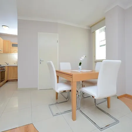 公寓 卡勒拉锐咖公寓 *