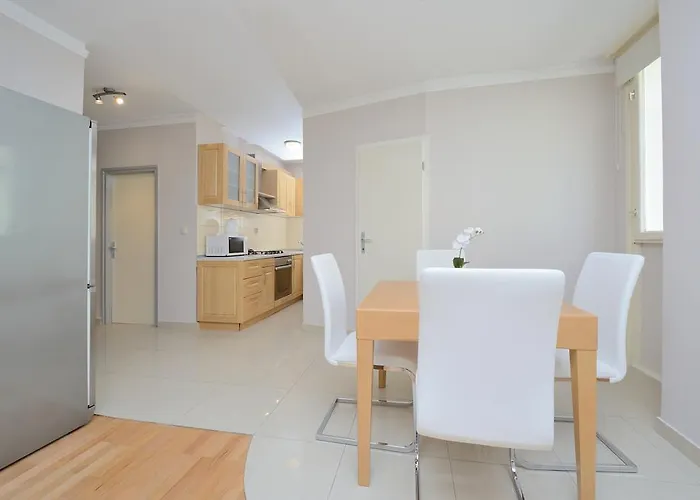 Kalelarga * Задар